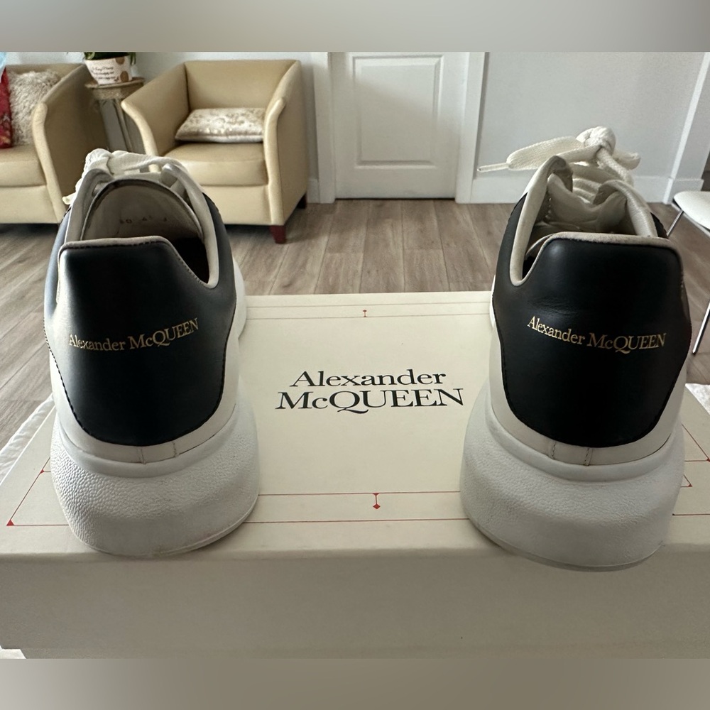 Alexander Mcqueens - image 4